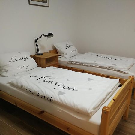 21A Comfortable Studio Taufkirchen (Munich) Exterior foto