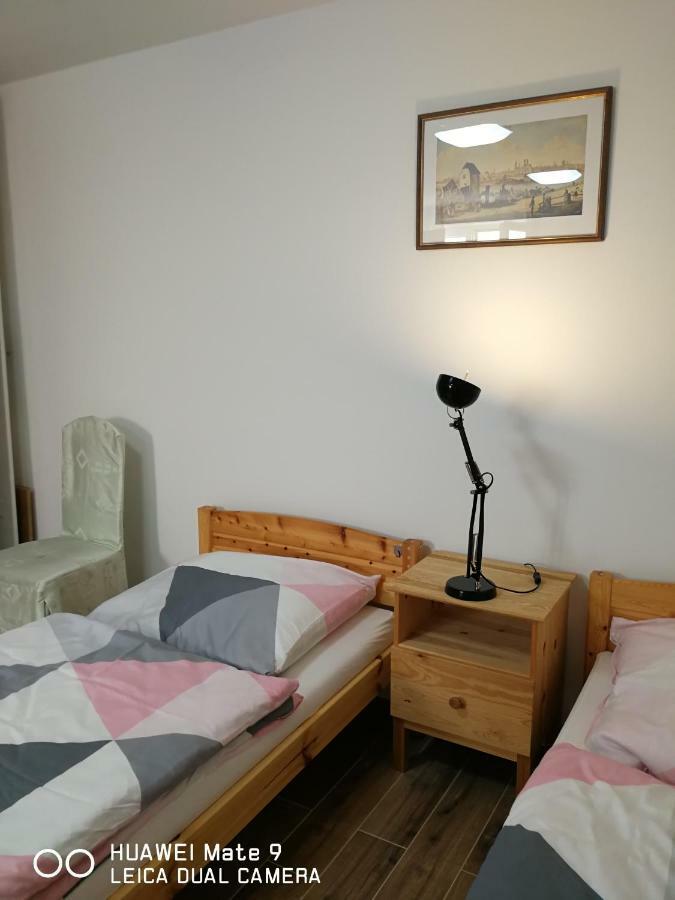 21A Comfortable Studio Taufkirchen (Munich) Exterior foto