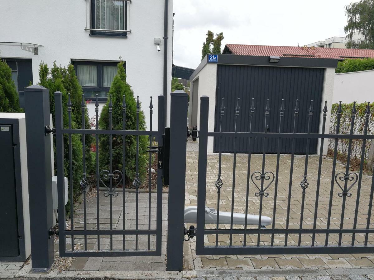21A Comfortable Studio Taufkirchen (Munich) Exterior foto