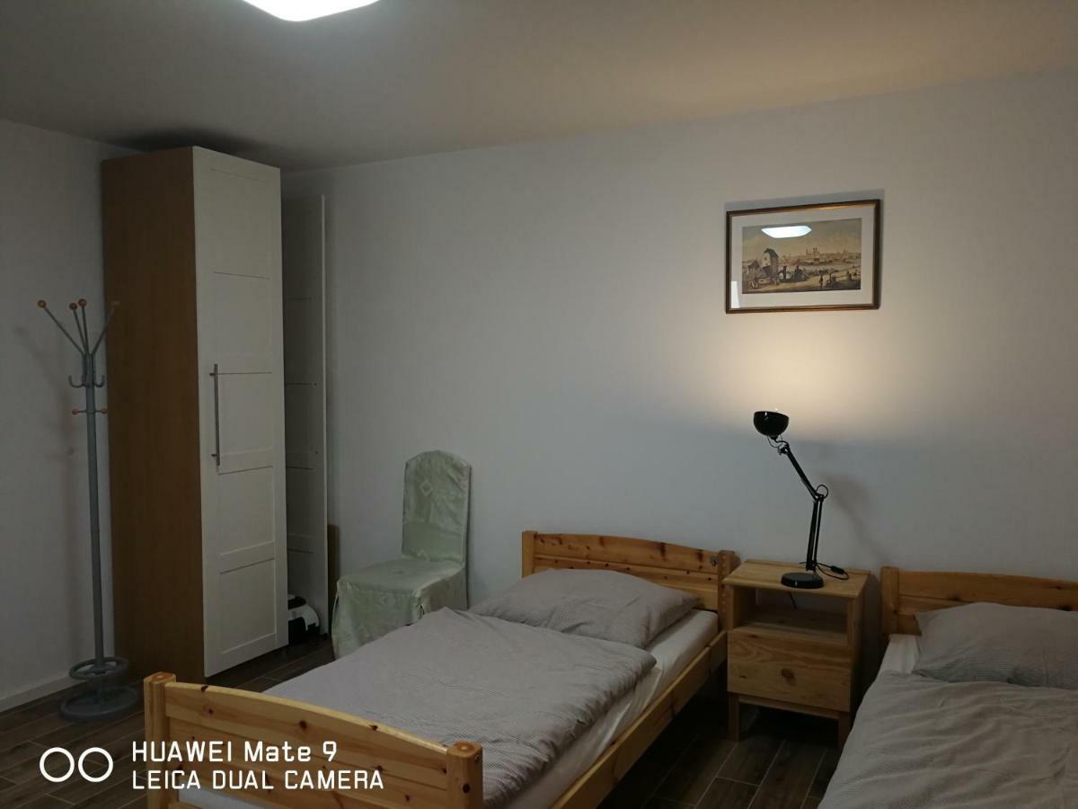 21A Comfortable Studio Taufkirchen (Munich) Exterior foto